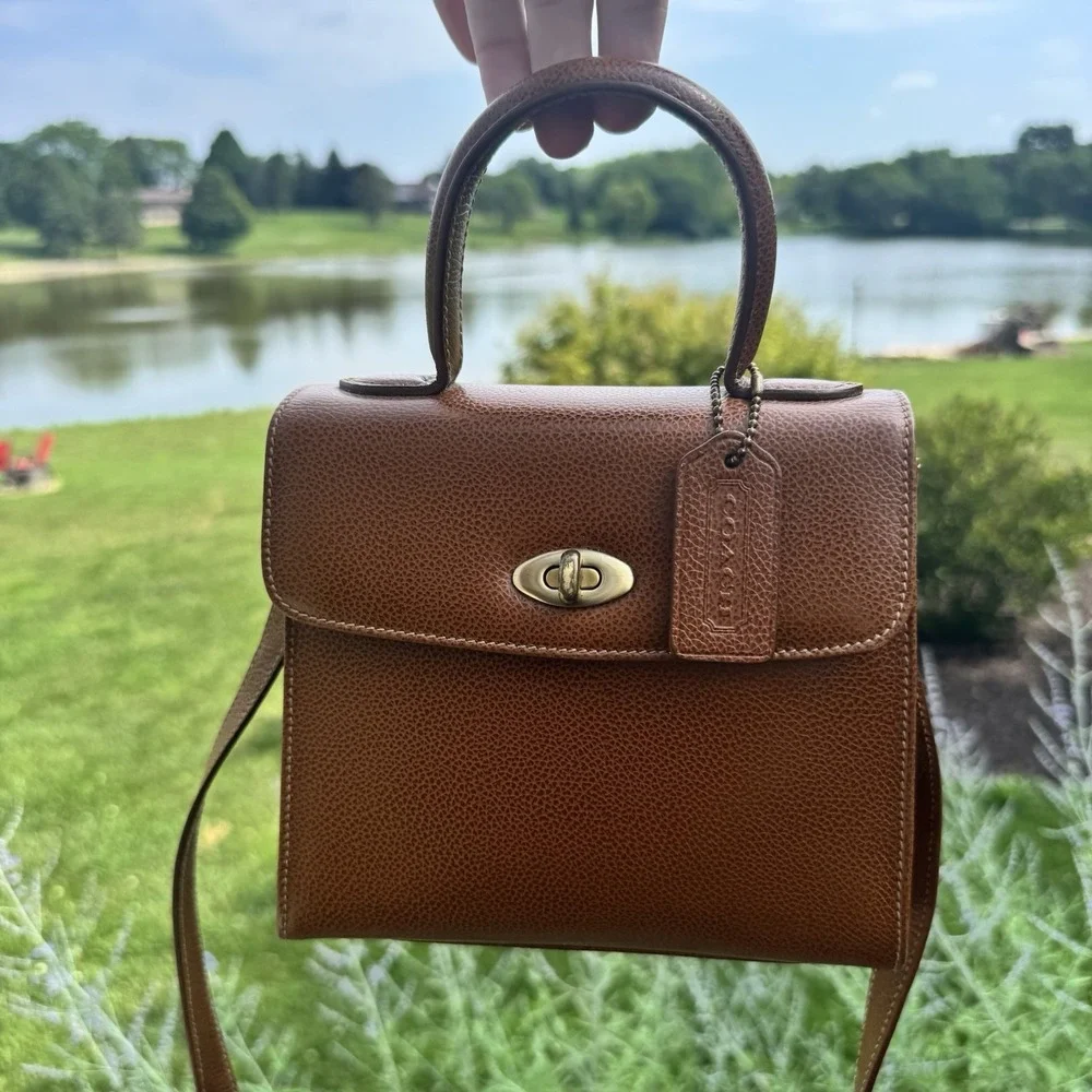 COACH Vintage Gracie Bag 4413 Leather Brown Turnlock Shoulder ~ Made In Italy